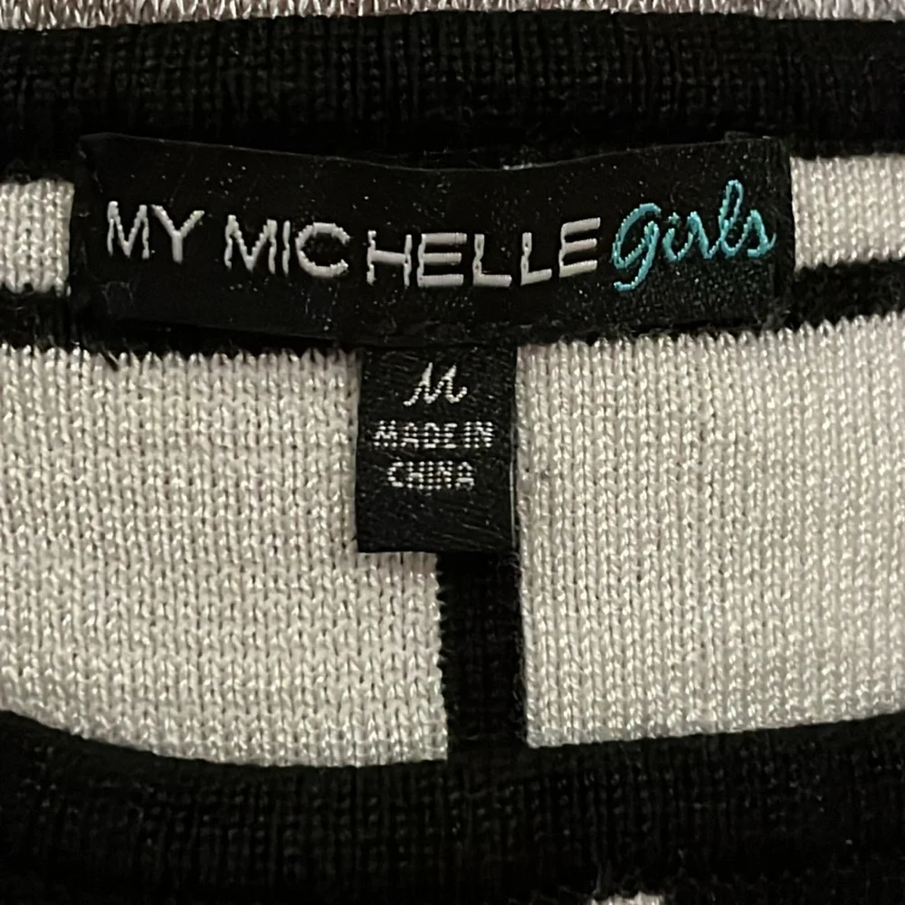 ⭐️EUC - My Michelle Girls - Black & White Knit Dress - Size M (8/10)
